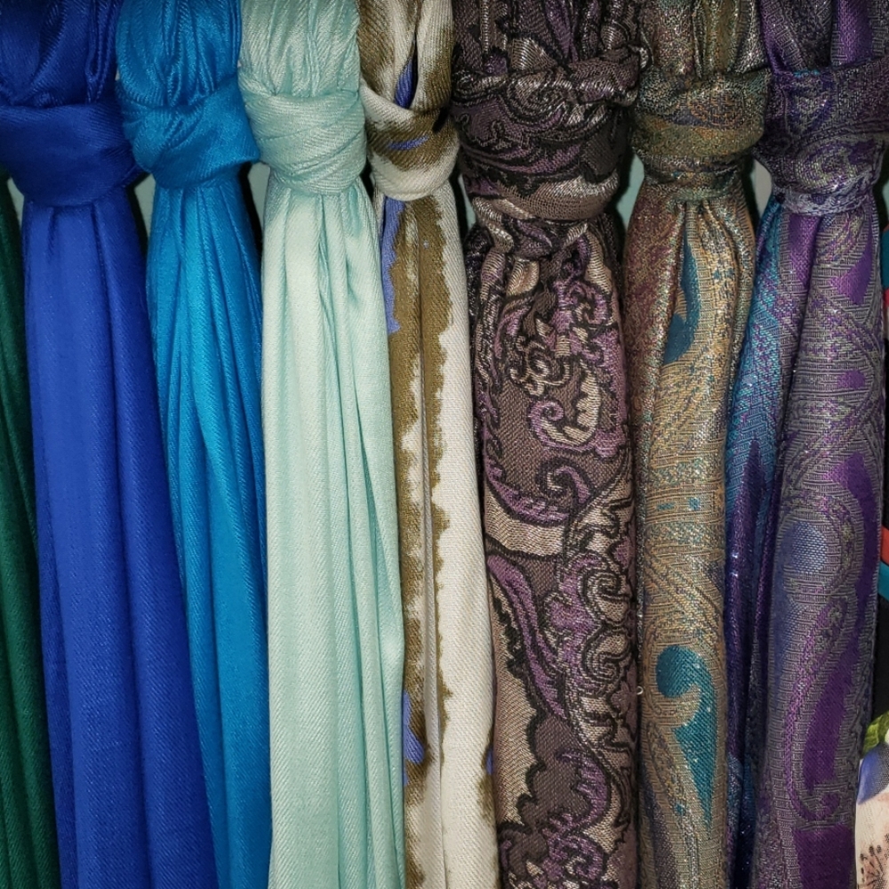 PASHMINAS - Picture 3 of 4